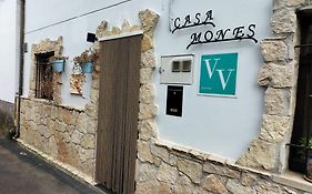 V.V Casa Mones